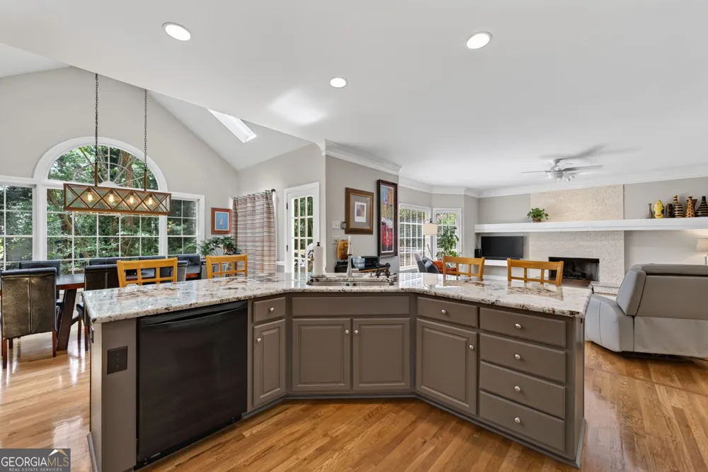 5535 Grove Point RD Johns Creek, GA 30022
