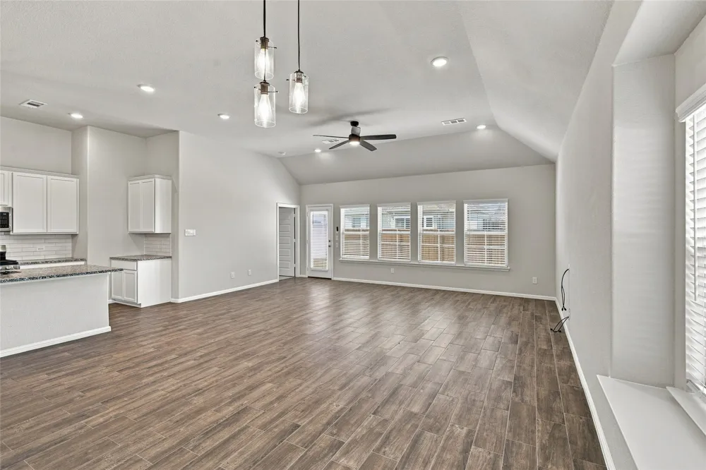 1345 Fox Glen Trail Crowley, TX 76036
