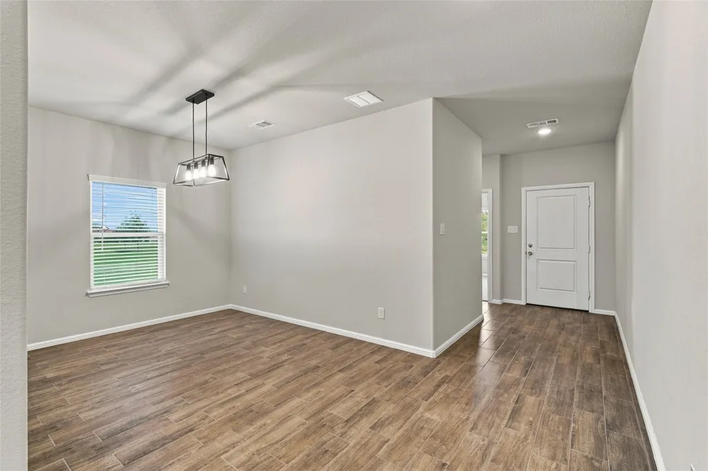 1345 Fox Glen Trail Crowley, TX 76036