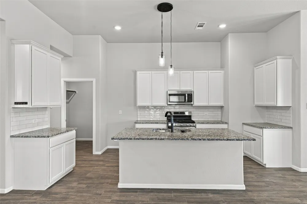 1345 Fox Glen Trail Crowley, TX 76036