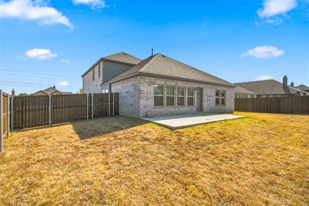 1345 Fox Glen Trail Crowley, TX 76036