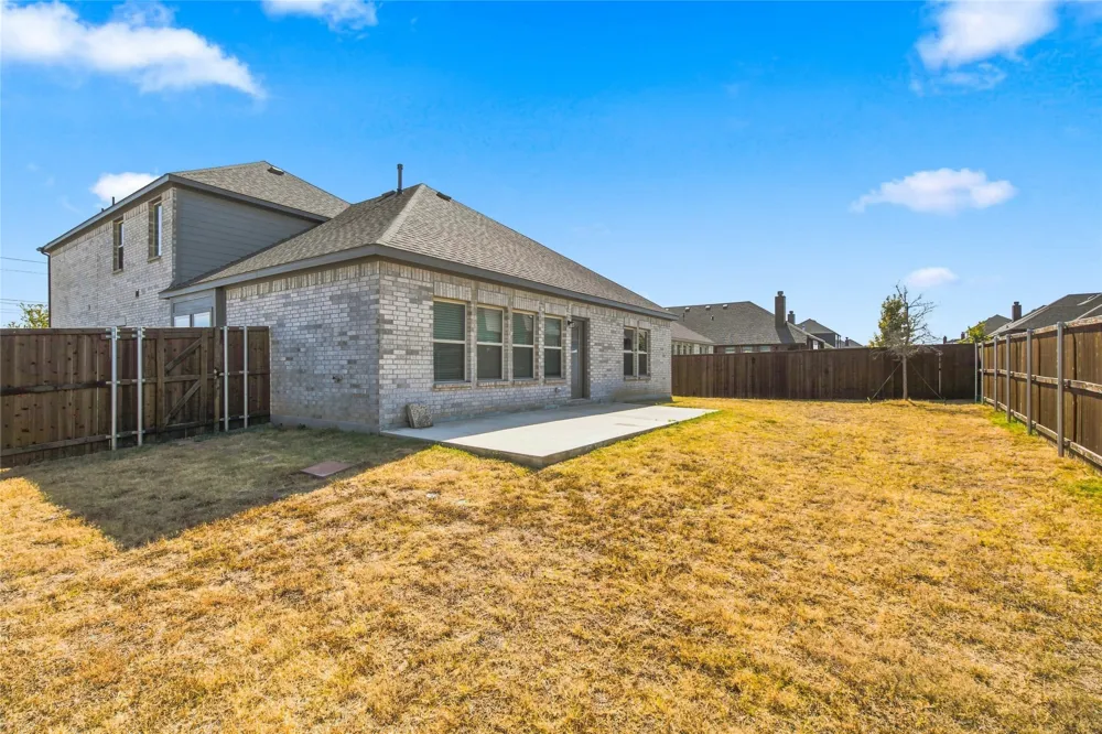 1345 Fox Glen Trail Crowley, TX 76036