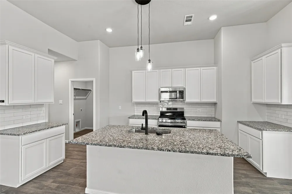 1345 Fox Glen Trail Crowley, TX 76036