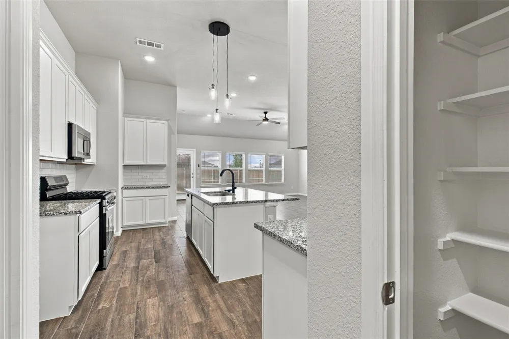 1345 Fox Glen Trail Crowley, TX 76036