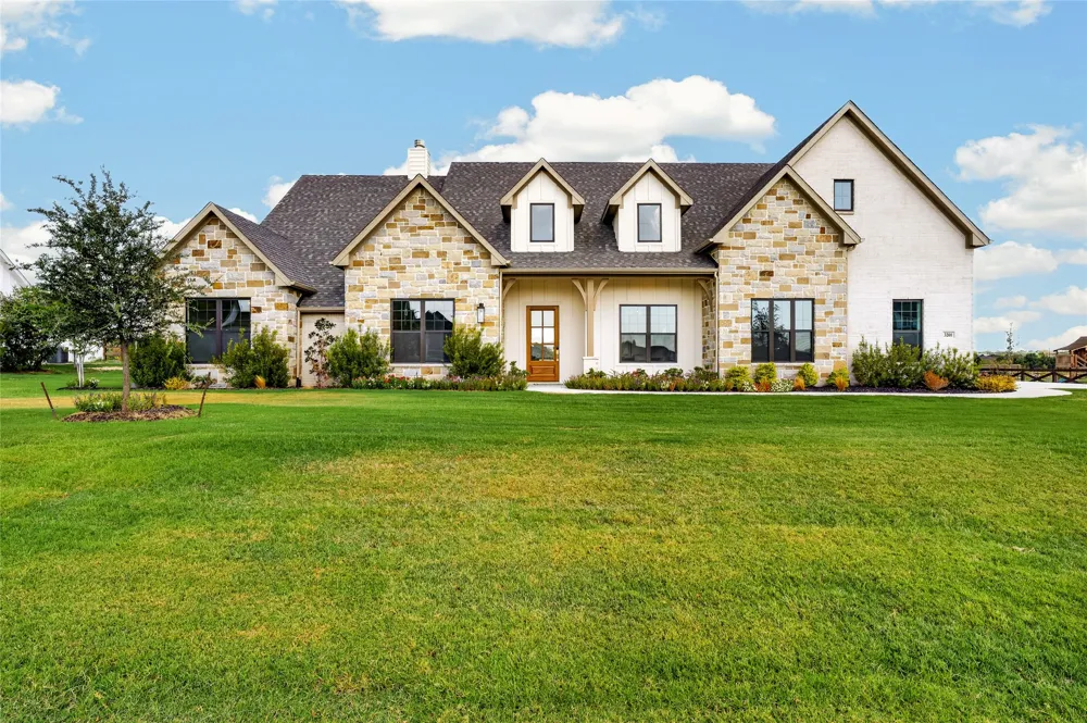 3201 Dakota Drive Northlake, TX 76226