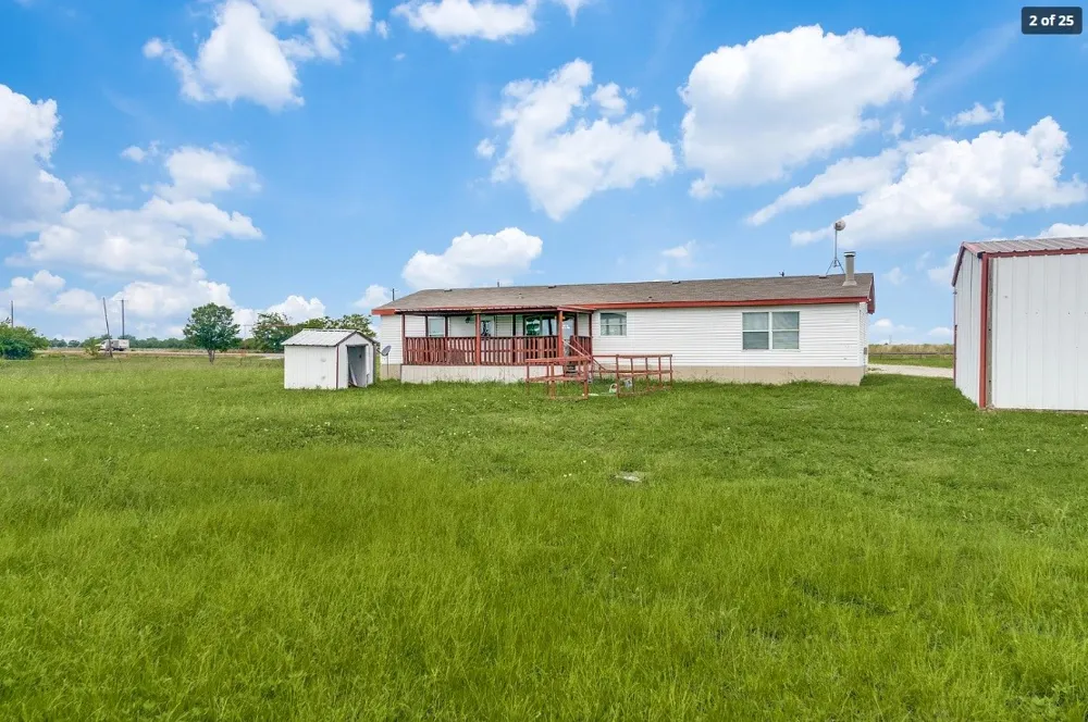 19928 County Road 590 Nevada, TX 75173