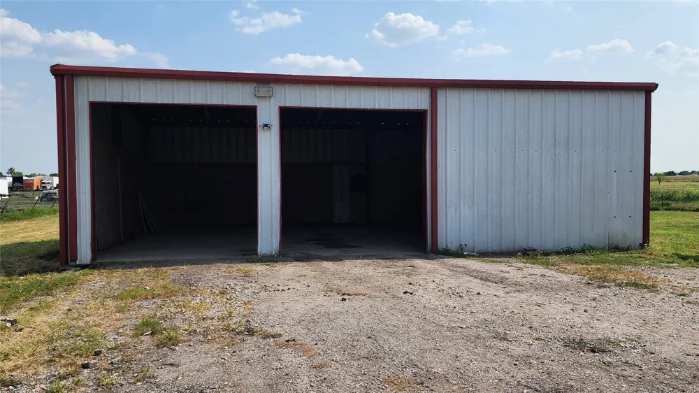 19928 County Road 590 Nevada, TX 75173