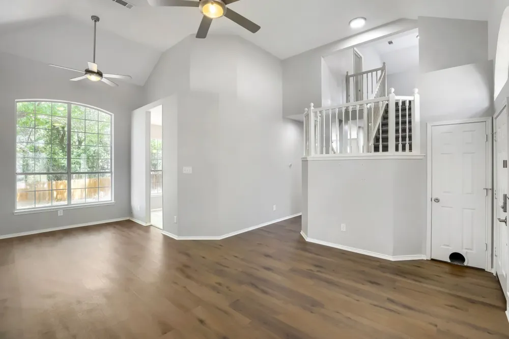1153 Regal Drive Garland, TX 75040