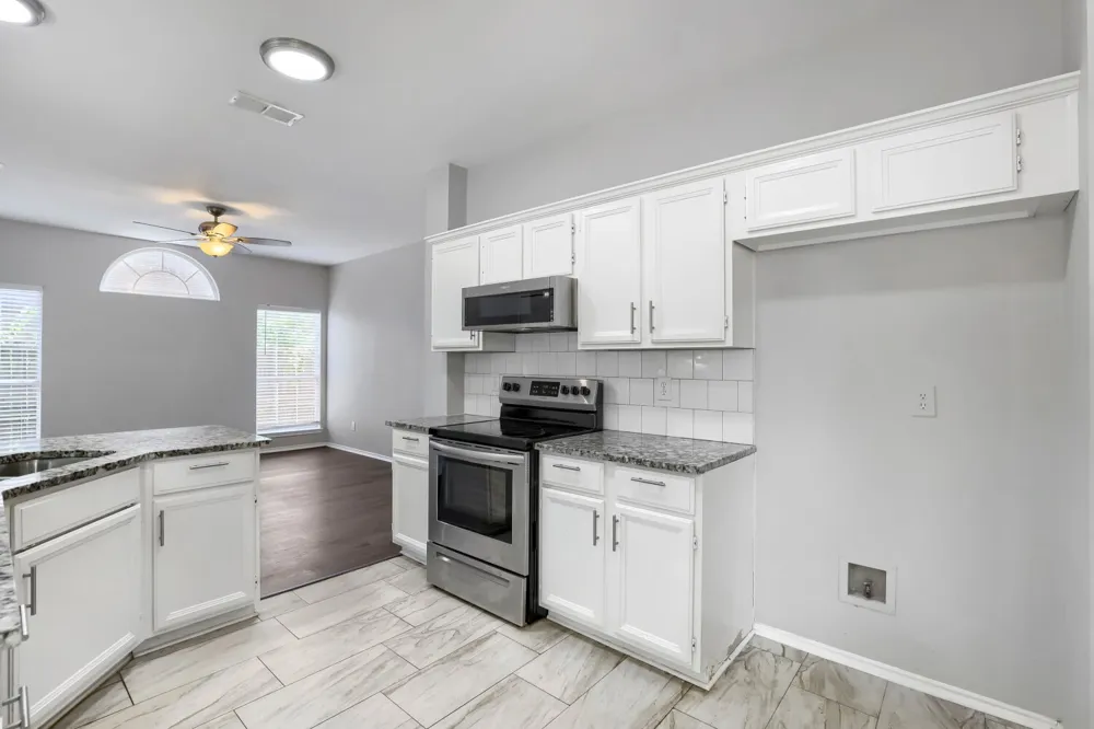 1153 Regal Drive Garland, TX 75040