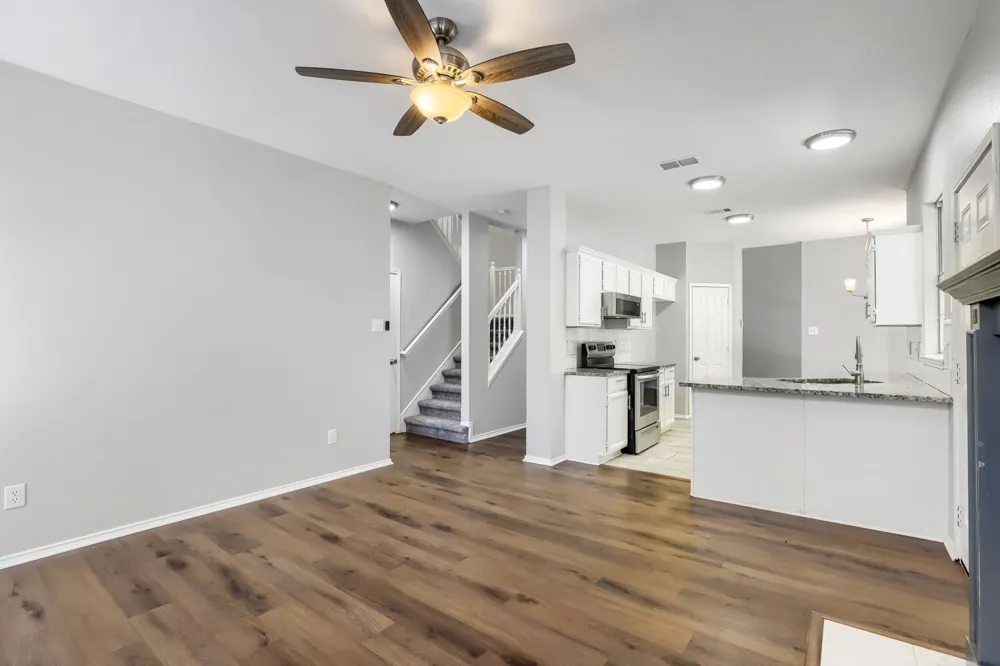 1153 Regal Drive Garland, TX 75040