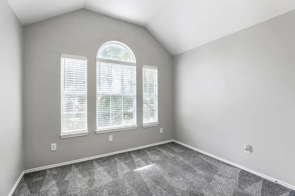 1153 Regal Drive Garland, TX 75040