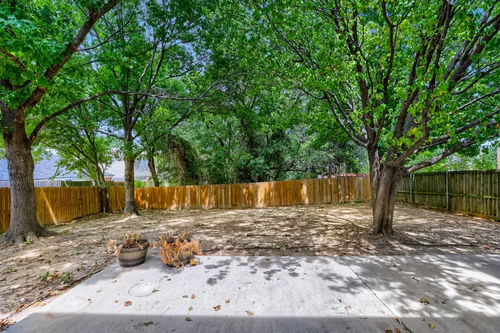1153 Regal Drive Garland, TX 75040