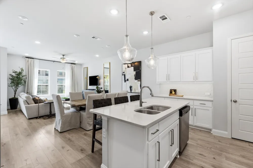 12952 Wymeth Drive Farmers Branch, TX 75234