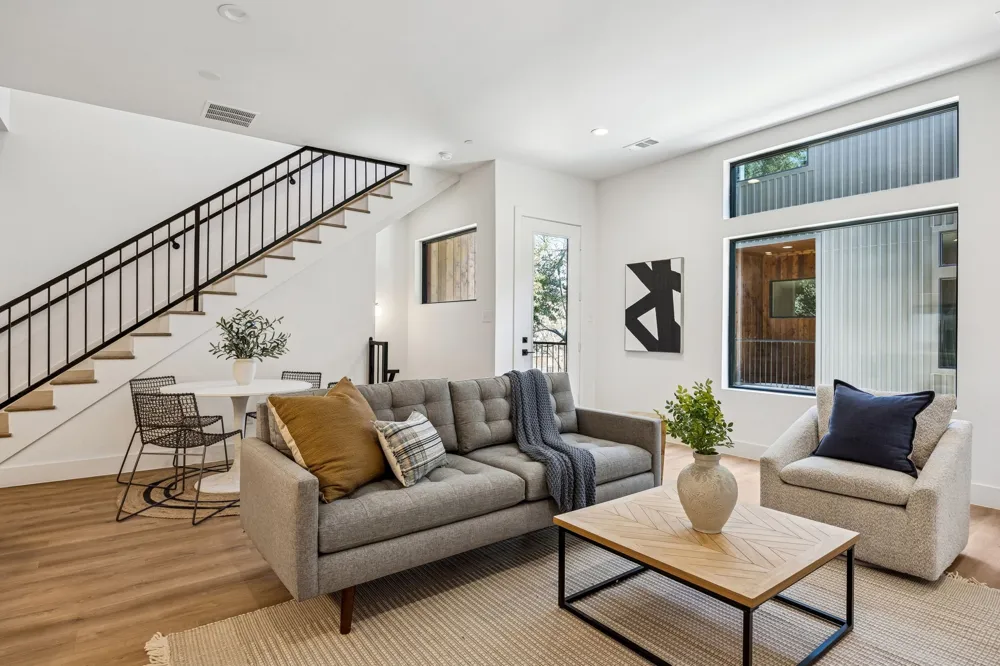 2147 Mail Avenue #101 Dallas, TX 75235