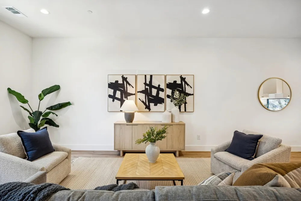 2147 Mail Avenue #101 Dallas, TX 75235