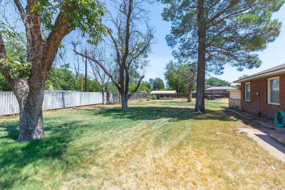 400 3rd Street Knox City, TX 79529