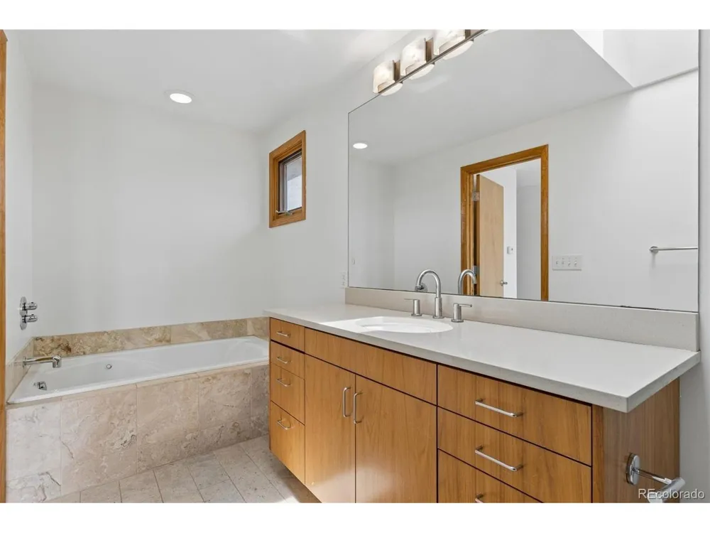 4640 Hygiene Road Longmont, CO 80503