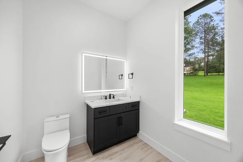 13010 Royal Hill Court Montgomery, TX 77316