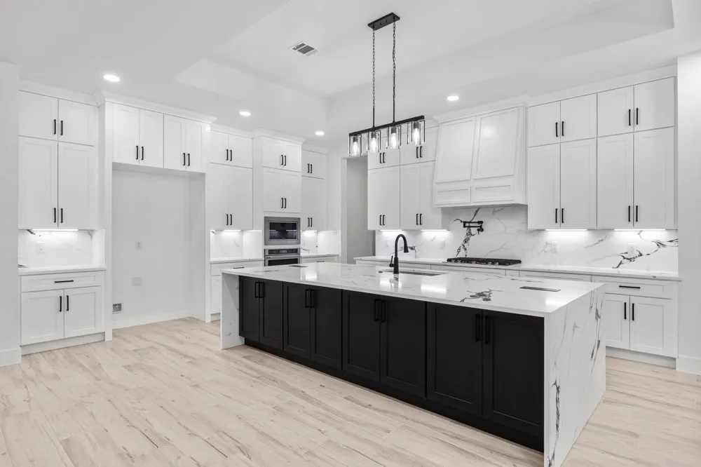 13010 Royal Hill Court Montgomery, TX 77316