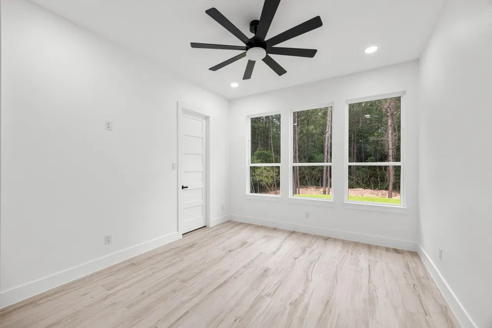 13010 Royal Hill Court Montgomery, TX 77316