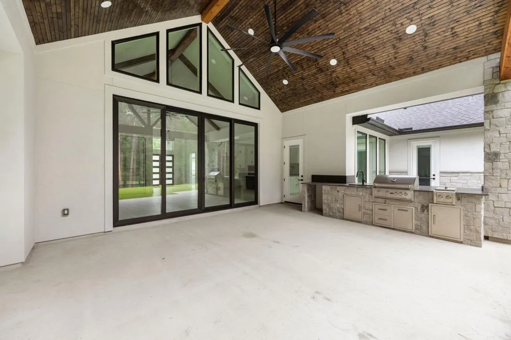 13010 Royal Hill Court Montgomery, TX 77316