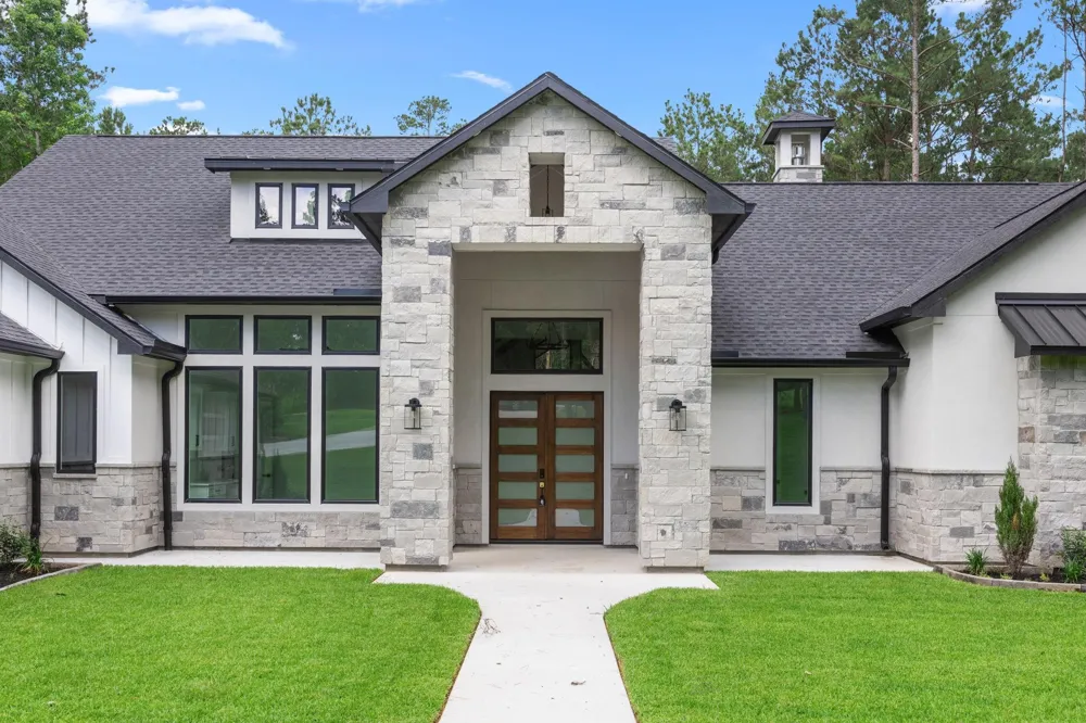 13010 Royal Hill Court Montgomery, TX 77316