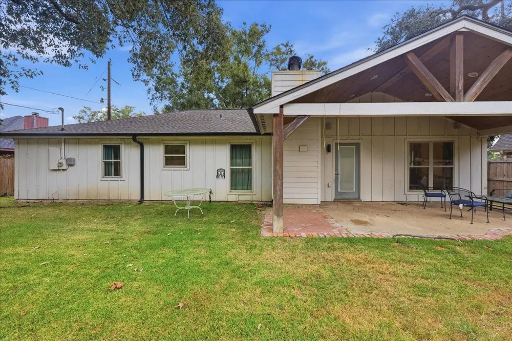 7165 Firethorn Drive Beaumont, TX 77708