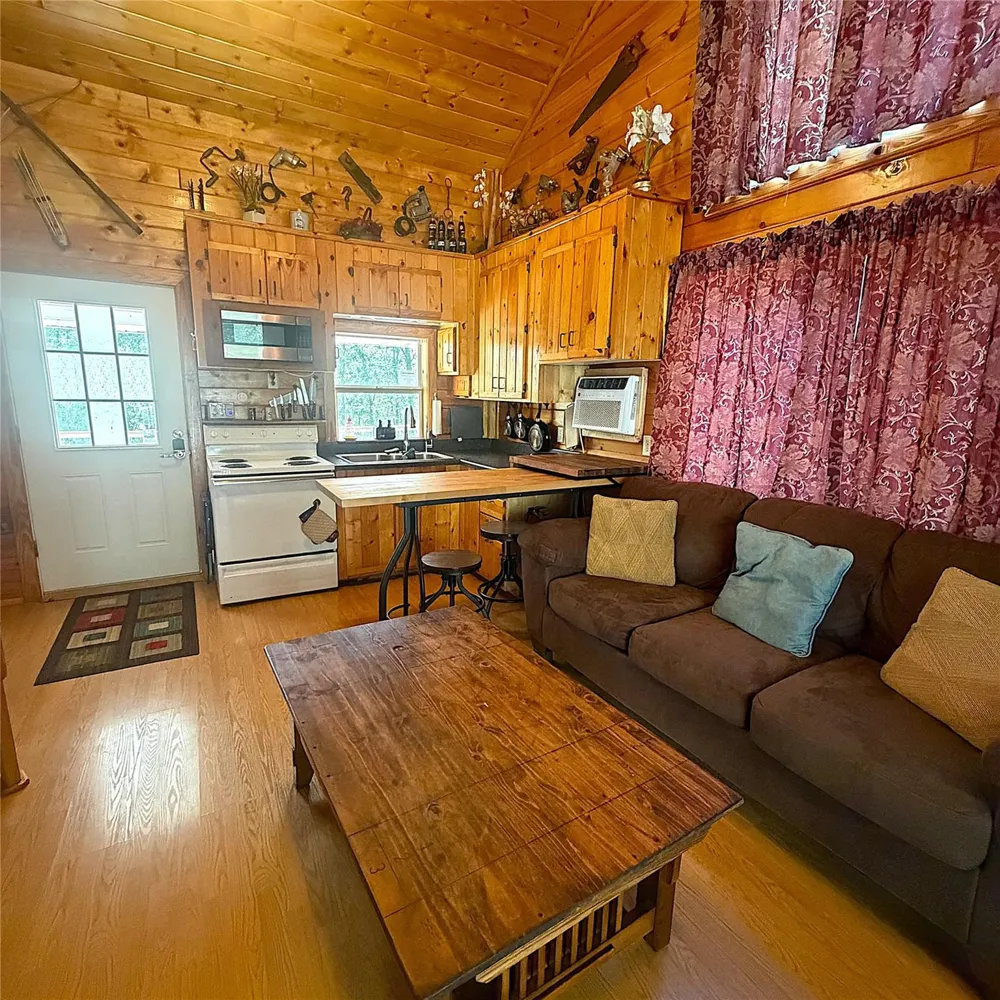 7991 Pr 1235 Centerville, TX 75833