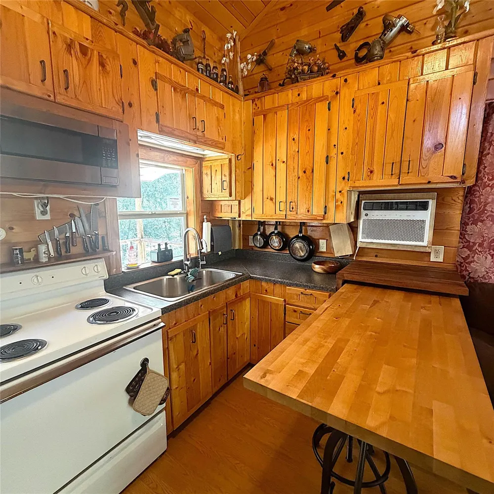 7991 Pr 1235 Centerville, TX 75833