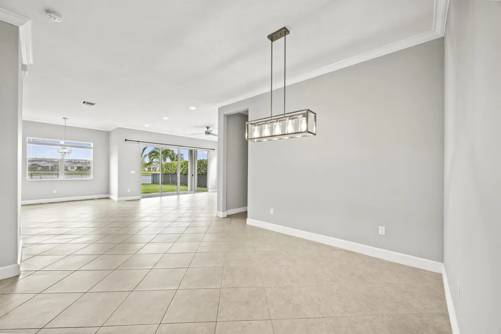 16007 Whippoorwill Circle Westlake, FL 33470