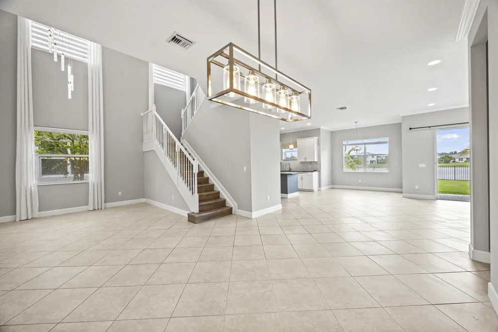16007 Whippoorwill Circle Westlake, FL 33470