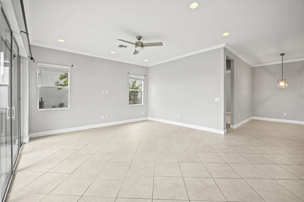16007 Whippoorwill Circle Westlake, FL 33470