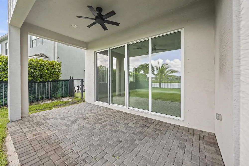 16007 Whippoorwill Circle Westlake, FL 33470