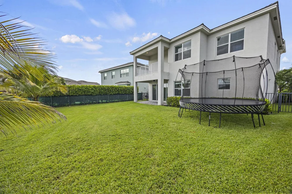 16007 Whippoorwill Circle Westlake, FL 33470