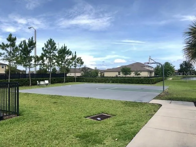 2674 MEAD AVENUE St Cloud, FL 34771