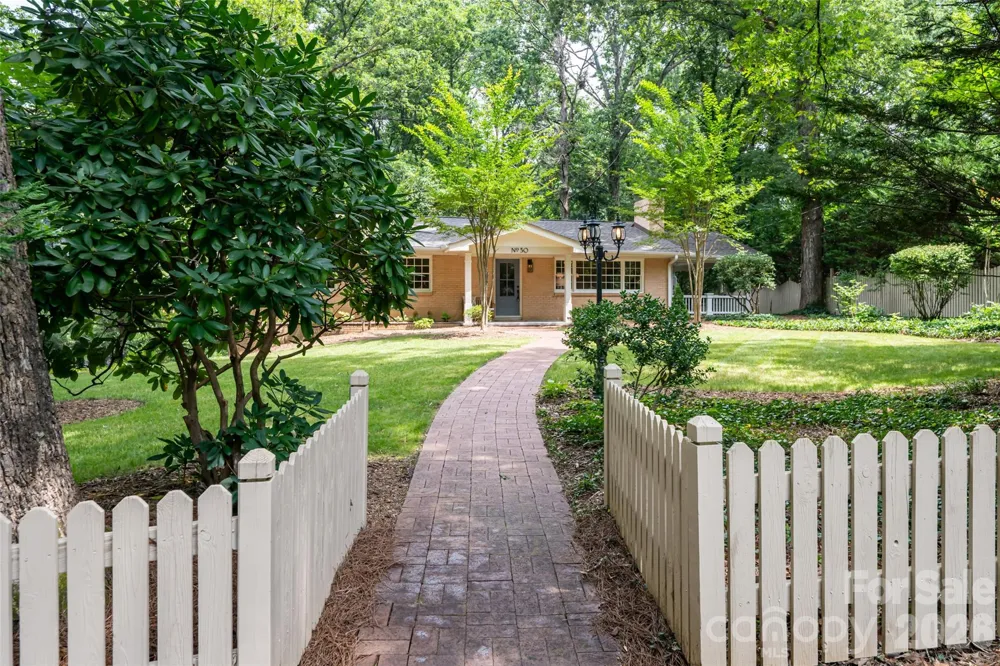 30 Stockwood Road Asheville, NC 28803