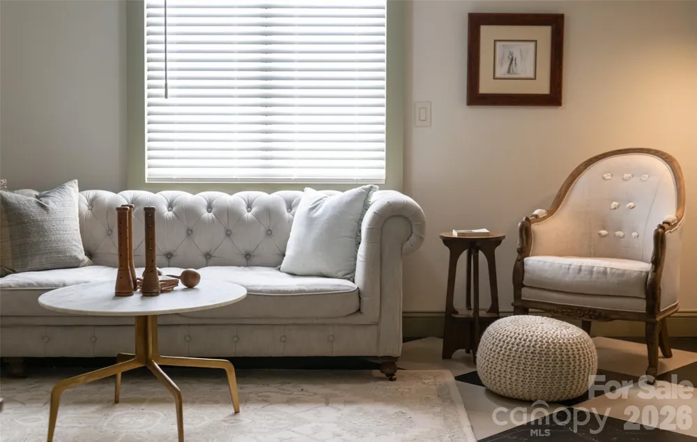 30 Stockwood Road Asheville, NC 28803