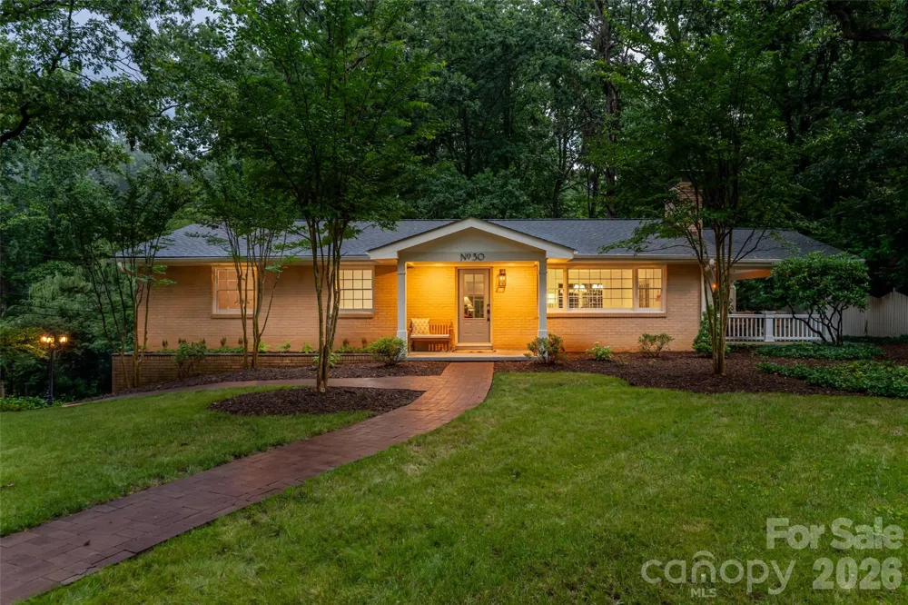 30 Stockwood Road Asheville, NC 28803