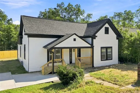7516 Conyers Street