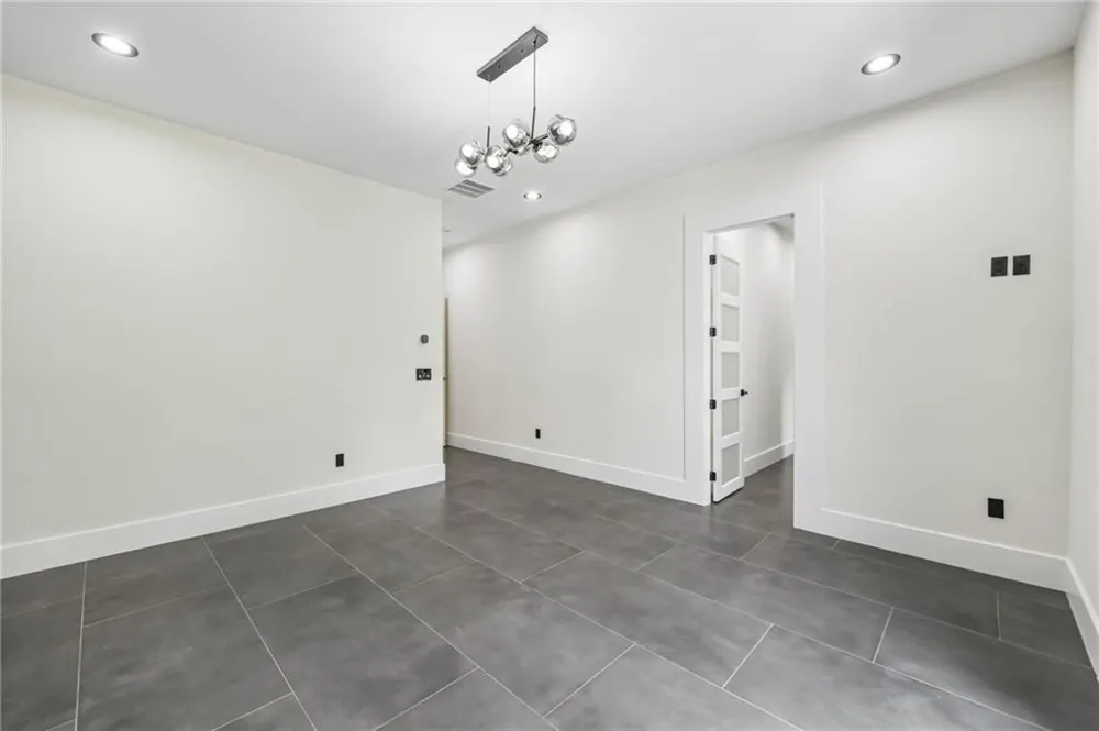 1940 E Bay Street Hoschton, GA 30548