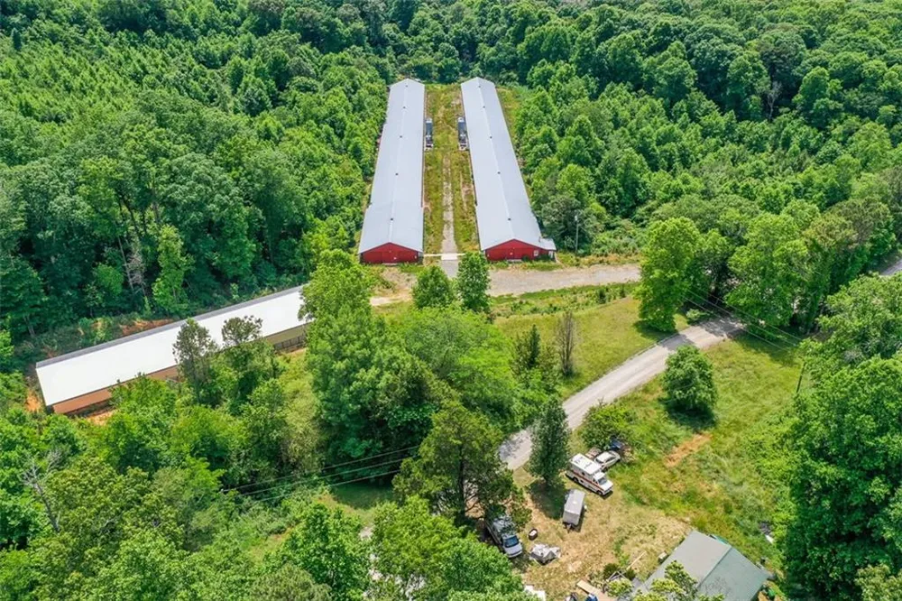 1010 Painter Road Talking Rock, GA 30175