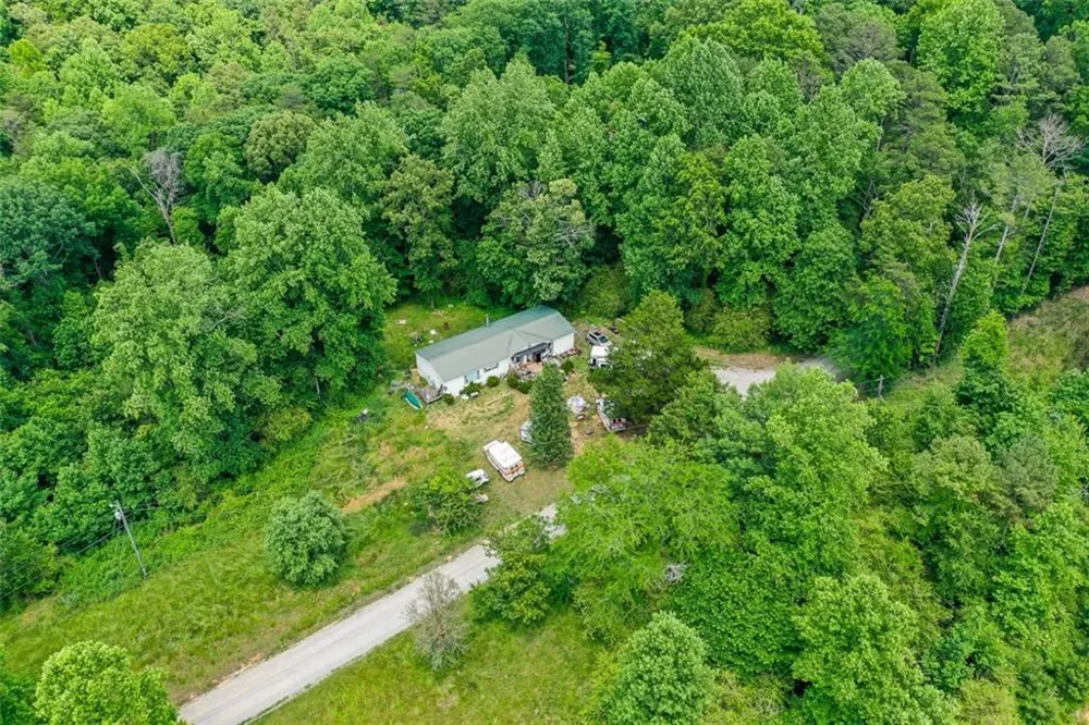 1010 Painter Road Talking Rock, GA 30175