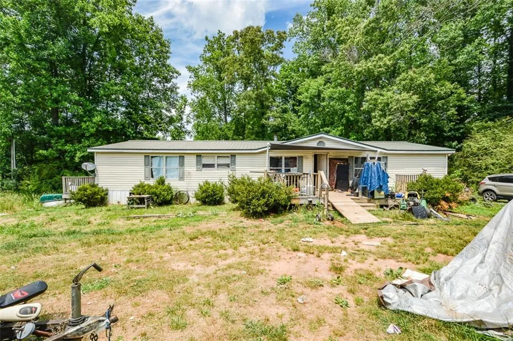 1010 Painter Road Talking Rock, GA 30175