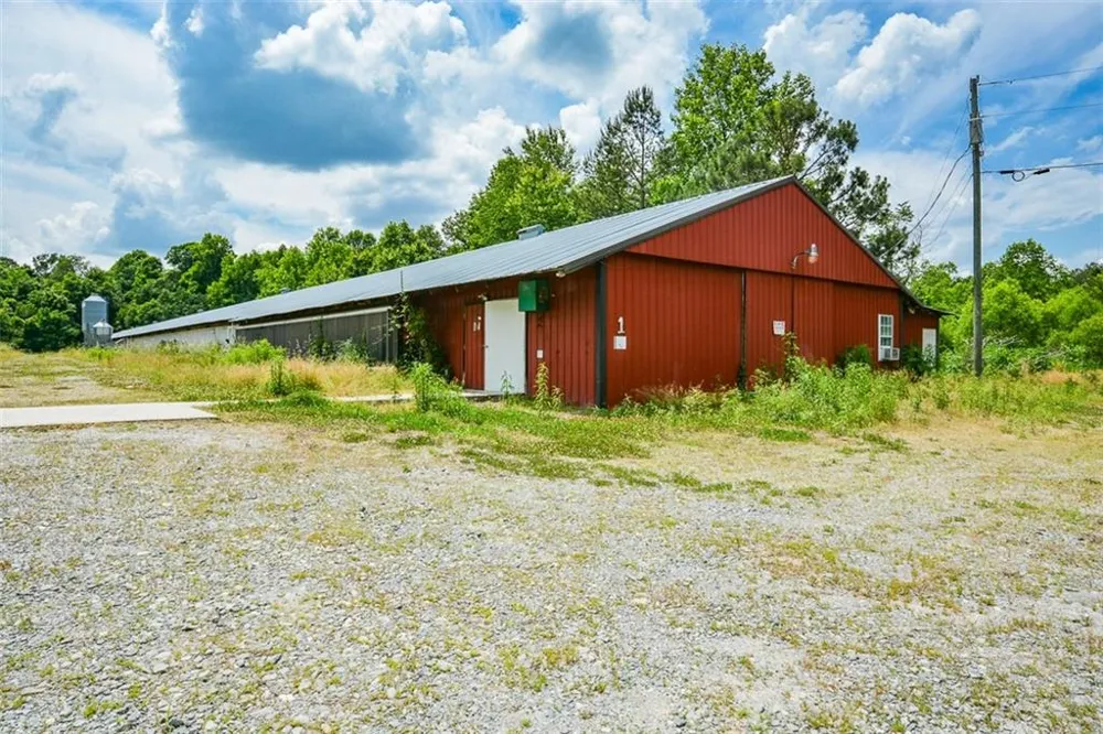 1010 Painter Road Talking Rock, GA 30175
