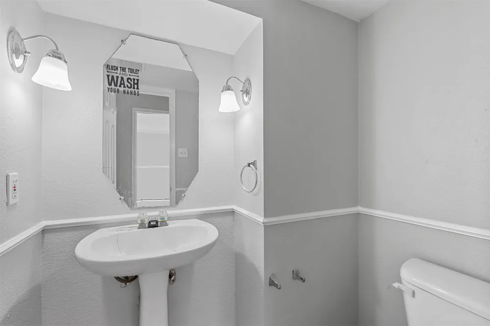 813 Jockey Club Lane Fort Worth, TX 76179