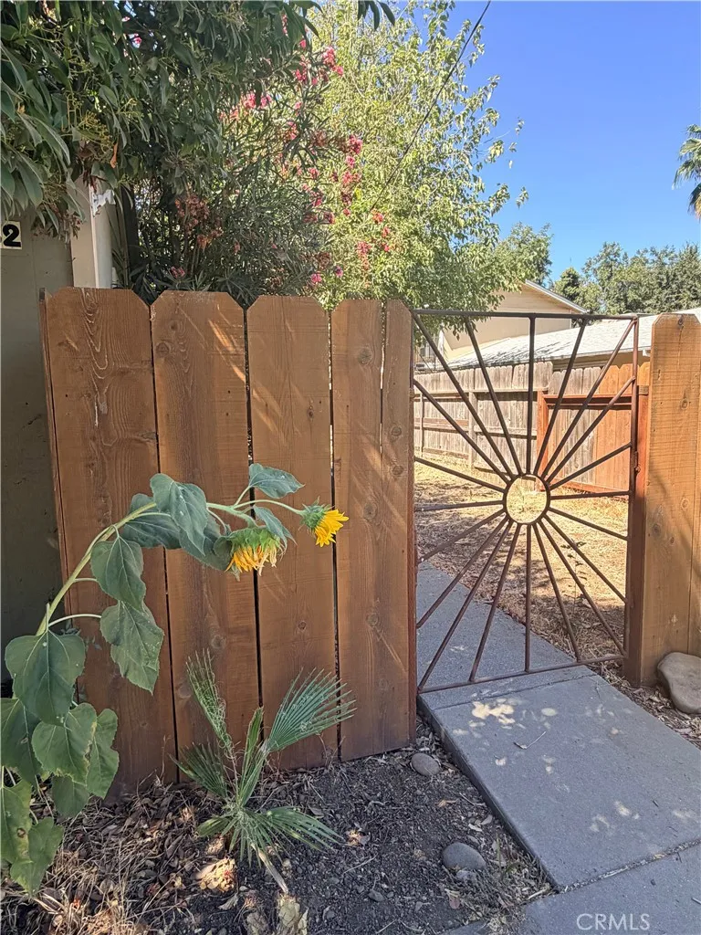 482 East 5th Avenue Chico, CA 95926