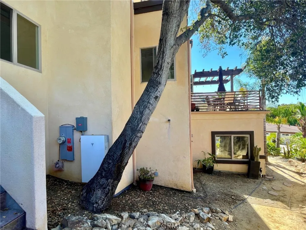 2176 Santa Ynez Ave. San Luis Obispo, CA 93405