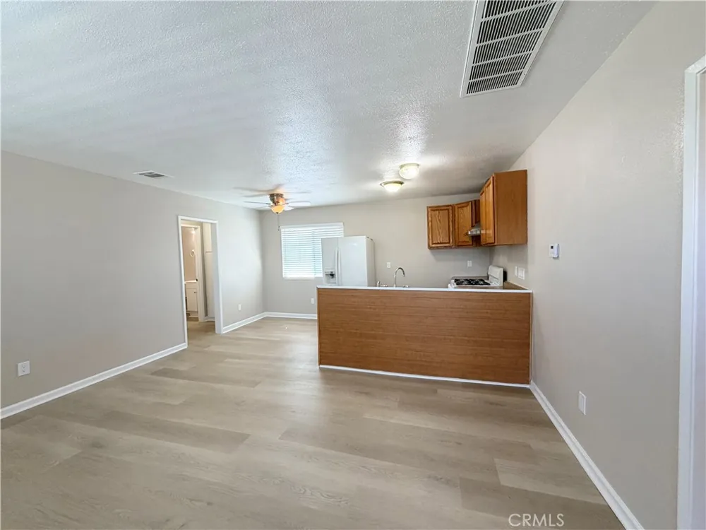 350 S Ashford Avenue Rialto, CA 92376