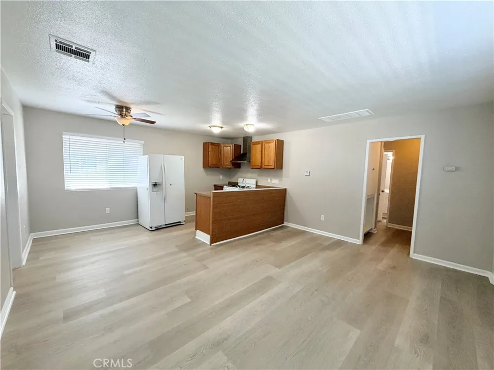 350 S Ashford Avenue Rialto, CA 92376