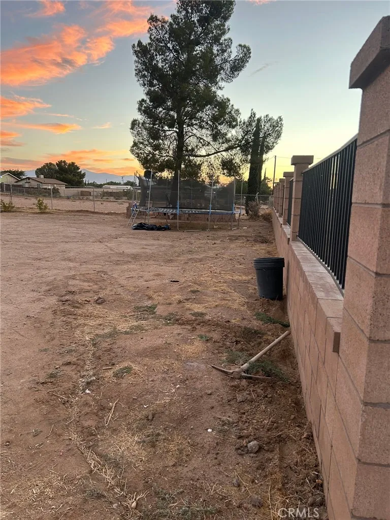 16031 Mesa Hesperia, CA 92345